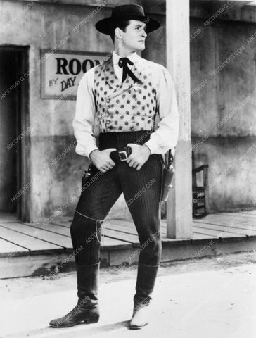 Hugh O'Brian in studly western pose TV Wyatt Earp cowboy show 4896-13