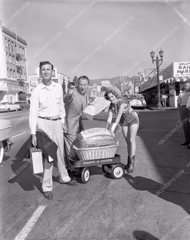 historic Los Angeles Art Linkletter cowgirl Hollywood Ranch Market 4b09-017