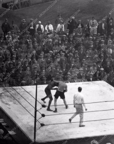 news sports photo boxing match Leo Lomski v Tiger Flowers vintage boxing 4b09-022