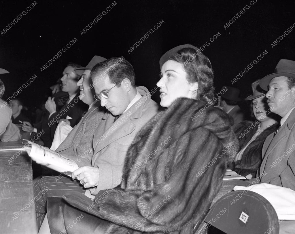 unknown actress others attend boxing match Hollywood Legion Stadium 4b ...