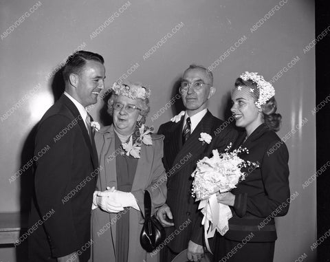 candid Terry Moore and her grandparents 4b09-190