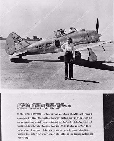 news photo local aviatrix Lockheed Miss jacqueline Cochran in the cockpit 4b09-439