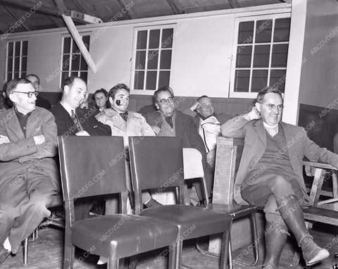 Wallace Beery Noah Beery Sr Jr cast & crew in Death Valley film shoot 4b09-534