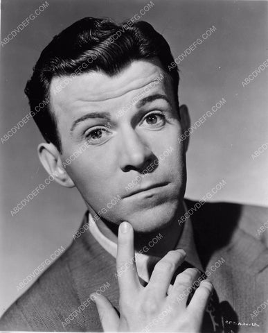 Dennis Day portrait film Music in Manhattan 4b10-161