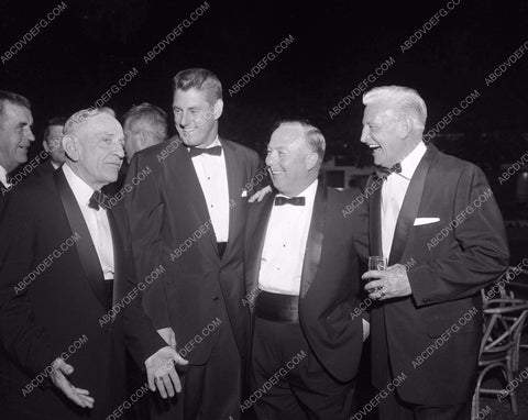 baseball Casey Stengel gets Grantland Rice award 4b10-473