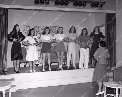 Starletts hopefuls rehearse Warner Brothers Theatre Sophie Rosenstein 4b10-499