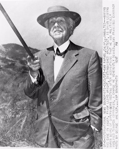 Frank Lloyd Wright accused of being communist 4b10-608