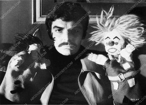 Richard Benjamin and the puppets film The Last of Sheila 5073-09