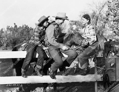 Robert Blake Monte Hale Adrian Booth film Home on the Range 5096-08