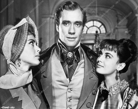 Audrey Hepburn Henry Fonda Vittorio Gassman cast film War & Peace 5189-17