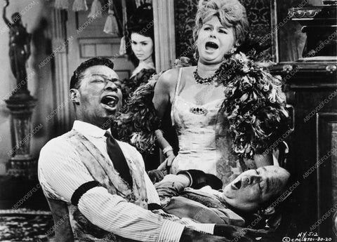 Nat King Cole in Cat Ballou with Stubby Kaye 5310-01