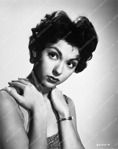 Rita Moreno portrait 5347-27