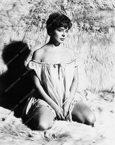 Janet Munro super sexy in teddy cheeecake pose 5347-29