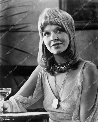 Susannah York cute portrait 5388-04