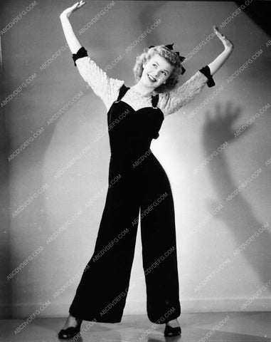 Vera-Ellen happy full length portrait 5388-09