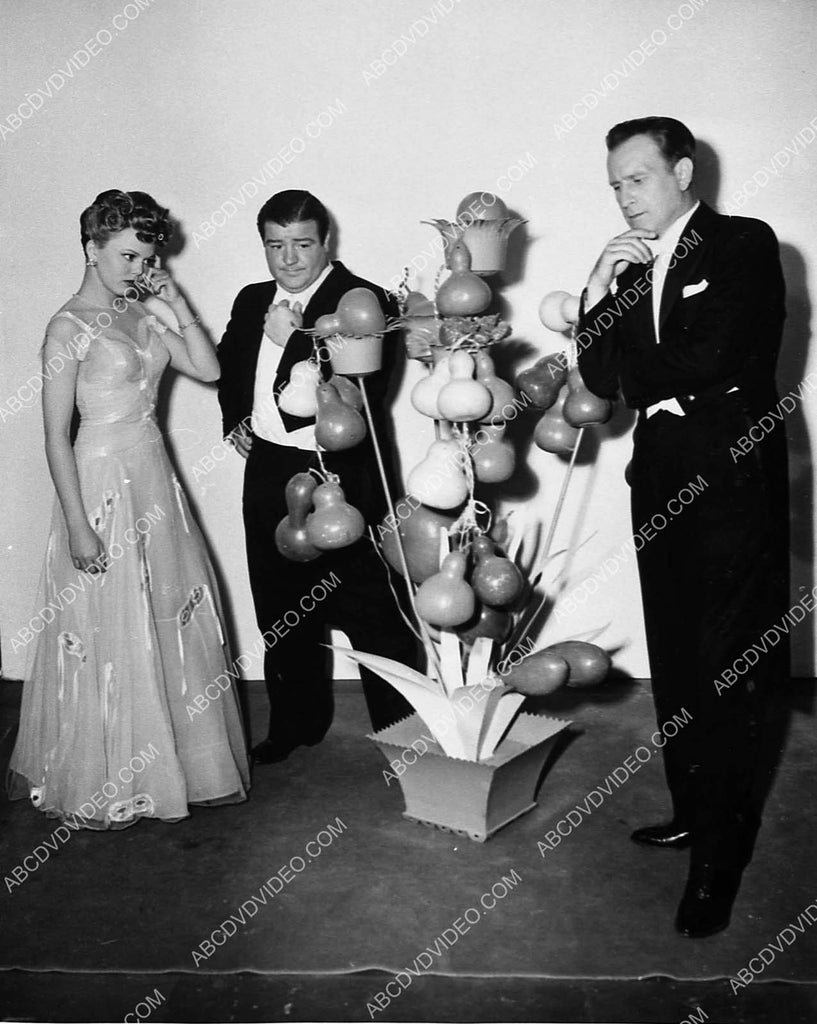 Frances Rafferty Bud Abbott Lou Costello film A\u0026C in Hollywood 5481-10 –  ABCDVDVIDEO, image size:817x1024