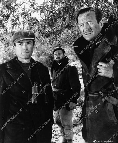 Gregory Peck David Niven film The Guns of Navarone 5491-26