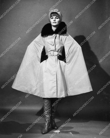 Joanne Woodward full length fashion portrait 5580-34