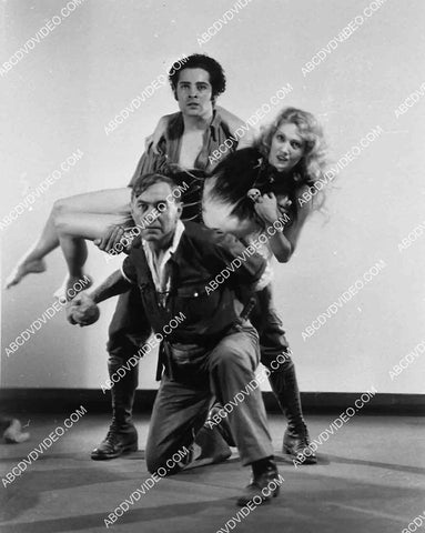 Duncan Renaldo, Edwina Booth, Harry Carey film Trader Horn 5588a-010