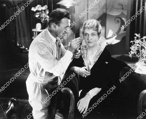 Laura La Plante gets Jack Pierce makeup treatment 5623a-08