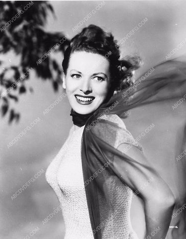 always gorgeous Maureen O'Hara portrait 5760-10