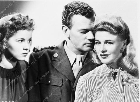 Joseph Cotten and Ginger Rogers film I'll be seeing you 5966-26