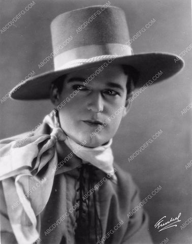 silent star Wallace MacDonald in western duds 5969-20