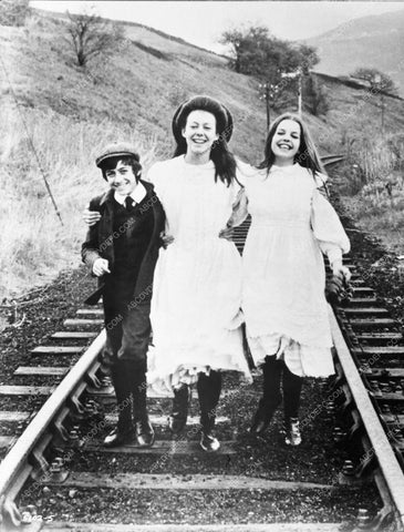 The Railway Children Jenny Agutter Dinah Sheridan 6073-27