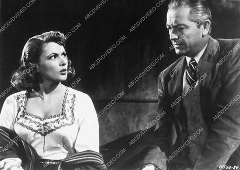 Nicole Maurey Robert Young film Secret of the Incas 6240-26