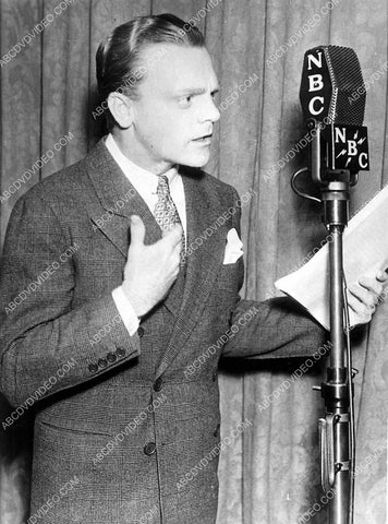 James Cagney does an NBC radio broadcast 6241-19