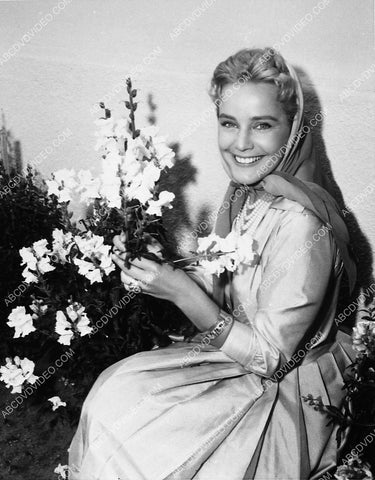 candid Maria Schell on set film The Brothers Karamazov 6300-01