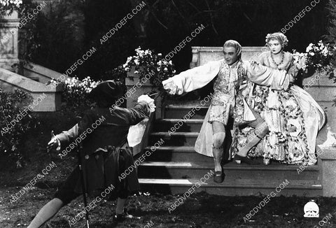 Rudolph Valentino Bebe Daniels silent film Monsieur Beaucaire 6485-09