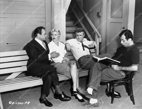 Edward G. Robinson Ginger Rogers Brian Keith behind scenes Tight Spot 6572-28