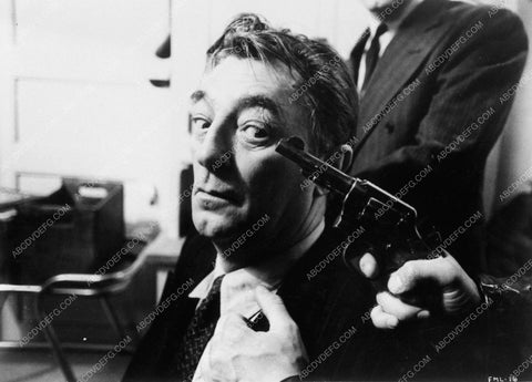 Robert Mitchum in Farewell My Lovely classic shot 6600-12