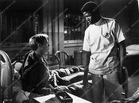 Richard Widmark Sidney Poitier from No Way Out 6604-04