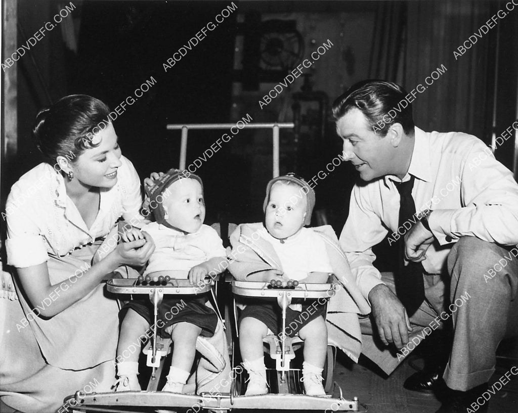 Ursula Thiess and Robert Taylor w their children I think 6630-09 ...