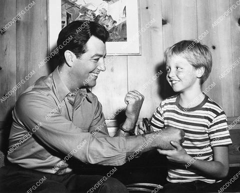 candid Robert Taylor and Butch Jenkins playing around 6631-12