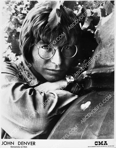 singer John Denver portrait 6697-08