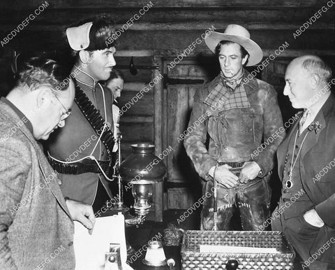 candid Preston Foster gary Cooper Cecil B DeMille on set North West Mounted Police 6831-08