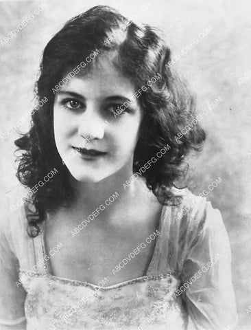 silent star Viola Dana portrait 6831-14
