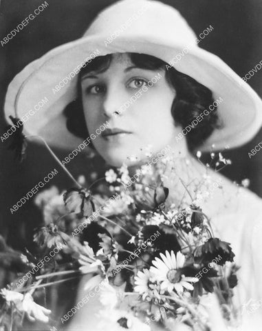 Shirley Mason portrait 6831-17