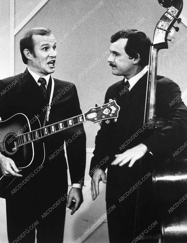 Tom Smothers Dick Smothers TV The Smothers Brothers Comedy Hour 6969-23