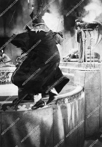 Lon Chaney Jr film Cobra Woman 7019-012