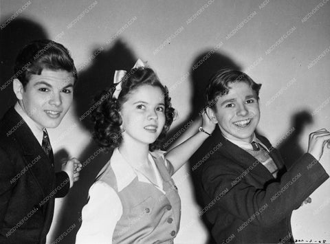 Shirley Temple Miss Annie Rooney cast 7137-24