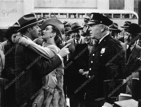 Charles Boyer Jennifer Jones film Cluny Brown 7159-34