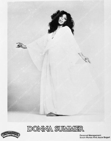 singer Donna Summer portrait 7231-31