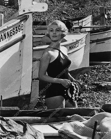 Jean Seberg film Moment By Moment 7249-25