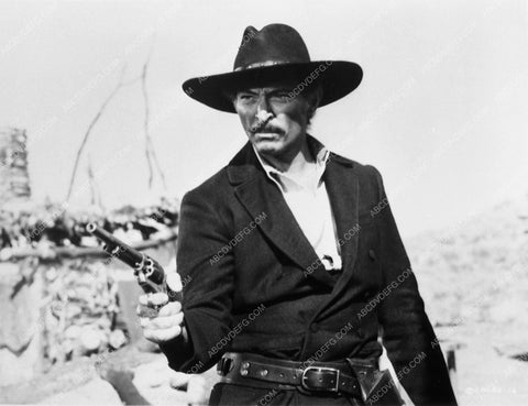 Lee Van Cleef western film The Big Gundown 7316-27