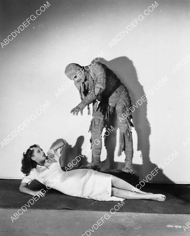 Lon Chaney Jr Ramsay Ames film The Mummy's Ghost 7319-30