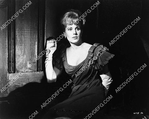 Jennifer Daniel film Kiss of the Vampire 7347-34